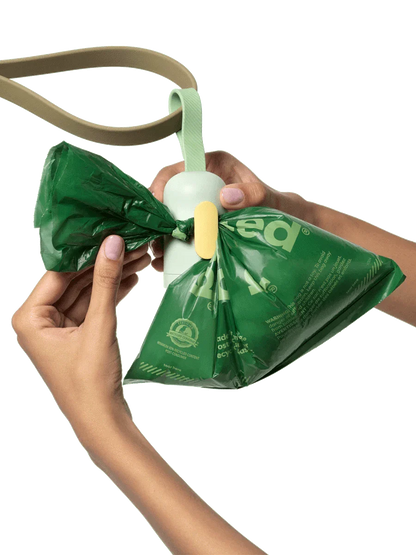 earth rated Poop Bag Dispenser with 15 Bags - The Pet Source